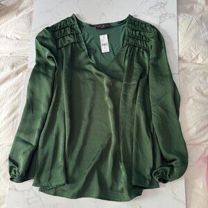 Lane Bryant Deep Green Pleated Shoulder V-Neck Long Sleeve Blouse - 18/20 - NWT